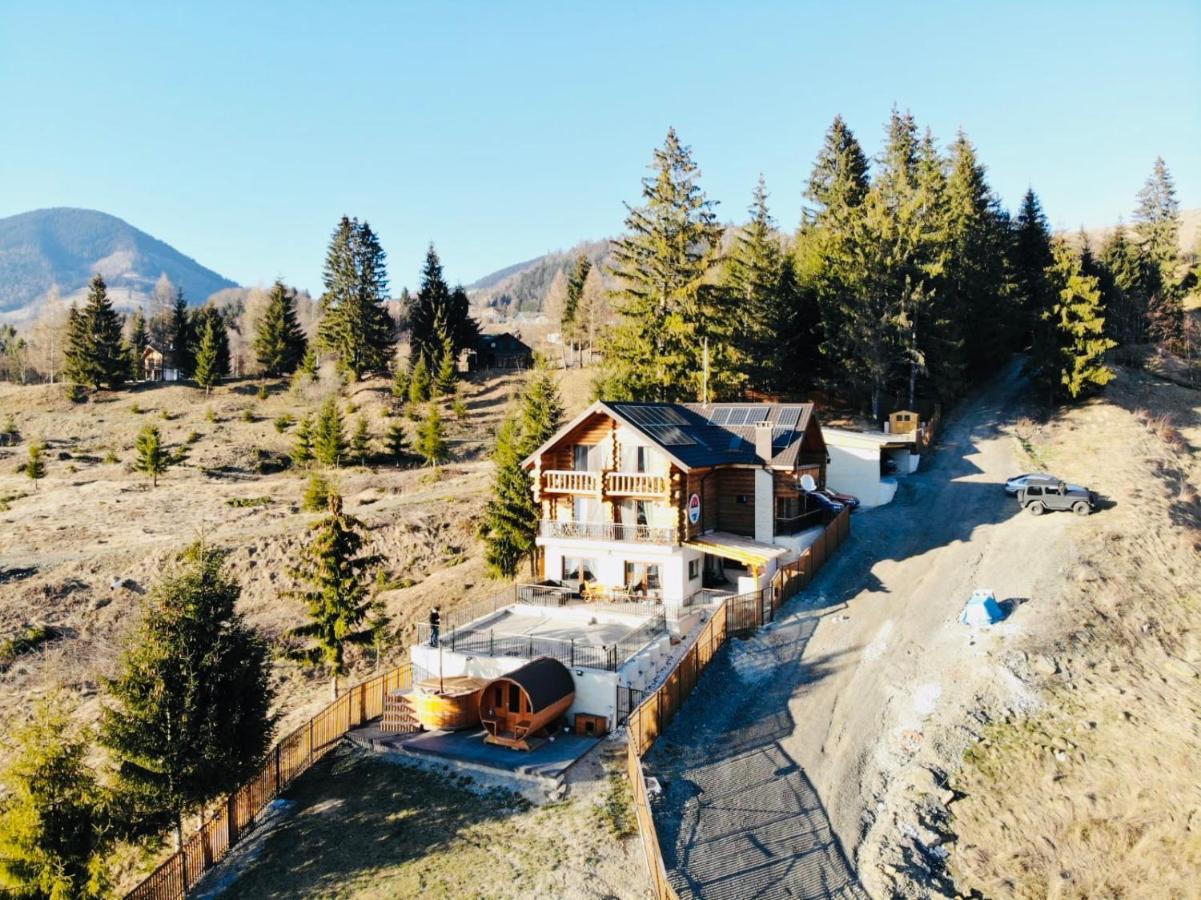 Chalet Du Lac Colibita Exterior photo
